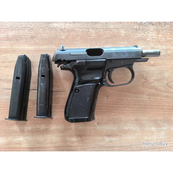 Cz 83