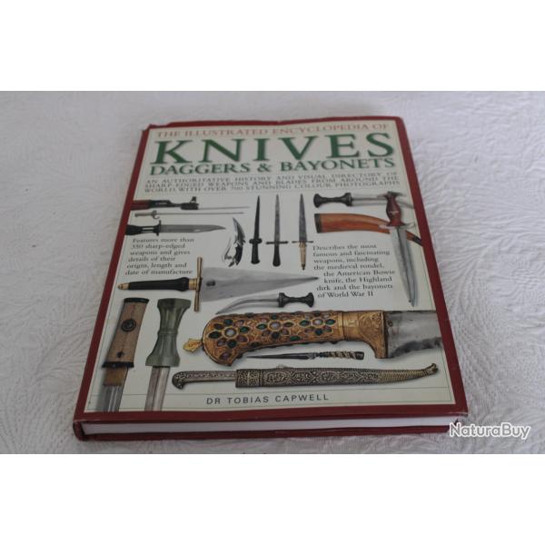 Knives daggers & bayonets