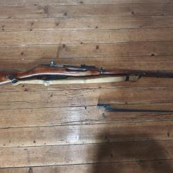 Mosin nagant 91/30  1943 mono avec 250 munitions stv group et bayonette au numéro