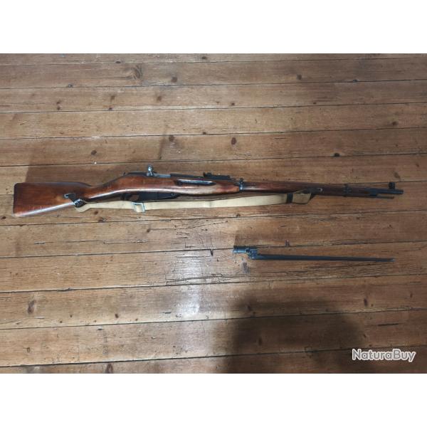 Mosin nagant 91/30  1943 mono avec 250 munitions stv group et bayonette au numro