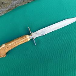 ancien couteau de chasse , manche bois de cerf