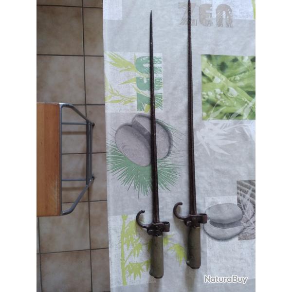 Lot de 2 baonnettes Rosalie sans fourreau