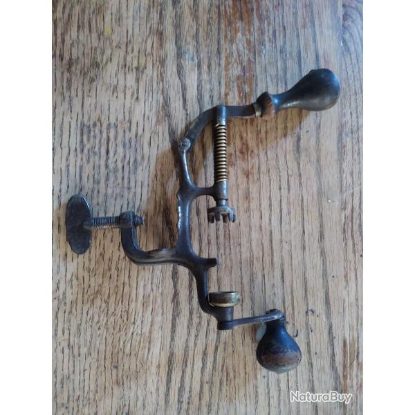 Trs joli sertisseuse calibre 12 mm carabine