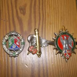 lot de 3 pucelles regimentaire