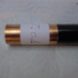 PORTE FANION POINTE LAITON ET MANCHE LACQUÉ NOIR - Z01