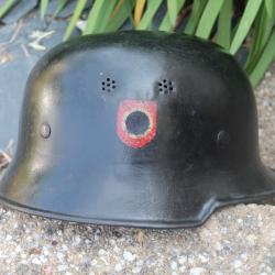 Casque allemand modèle 34 de pompiers ou Police