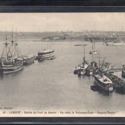 CPA- Marine Militaire  -Lorient Entrée du Port de Guerre en Rade Le Vaisseau École N°3675