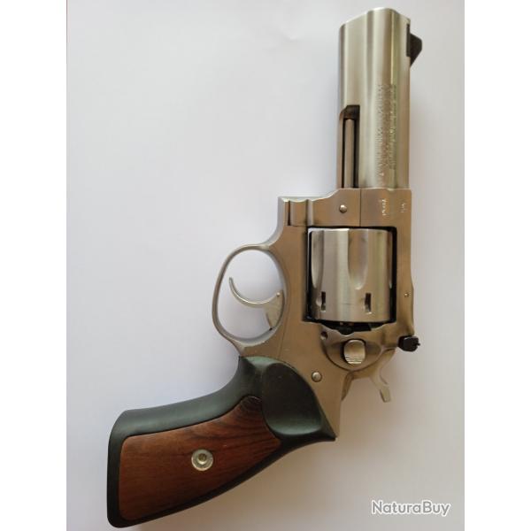 ruger inox 357 magnum GP 100  1iere main tir 300 cartouches neuf 1670 vendu 900