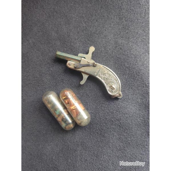 Pistolet Berloque avec ses cartouches 2mm
