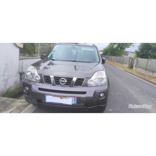 VENDS NISSAN XTRAIL 2008 SUPER ETAT