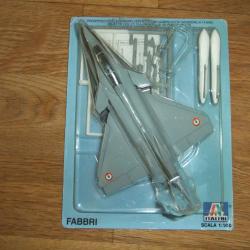 Maquette d'avion à monte Rafale