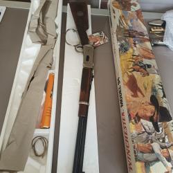 Carabine WINCHESTER 94 commémorative JOHN WAYNE Canadienne