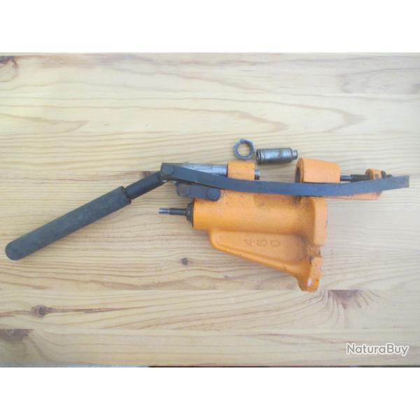 LYMAN Presse 450 graisser calibrer