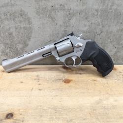 Revolver Taurus 970 Tracker - calibre 22 LR