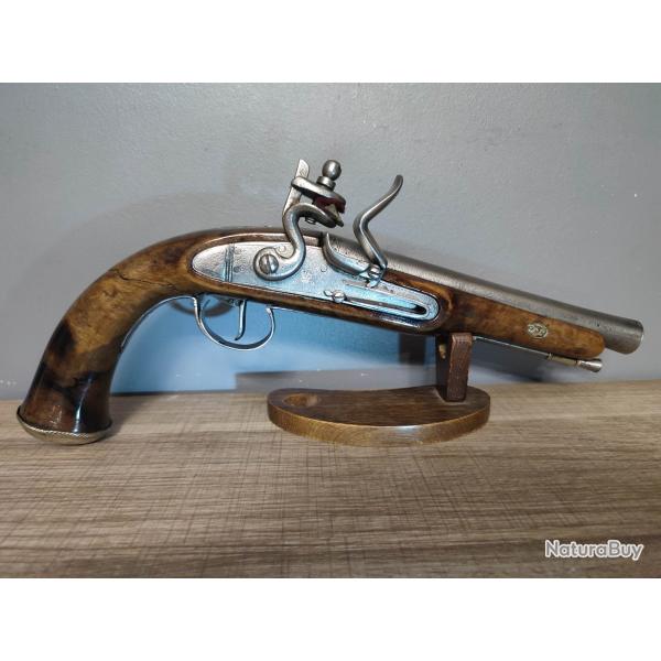 Ancien pistolet  silex poinon couronn