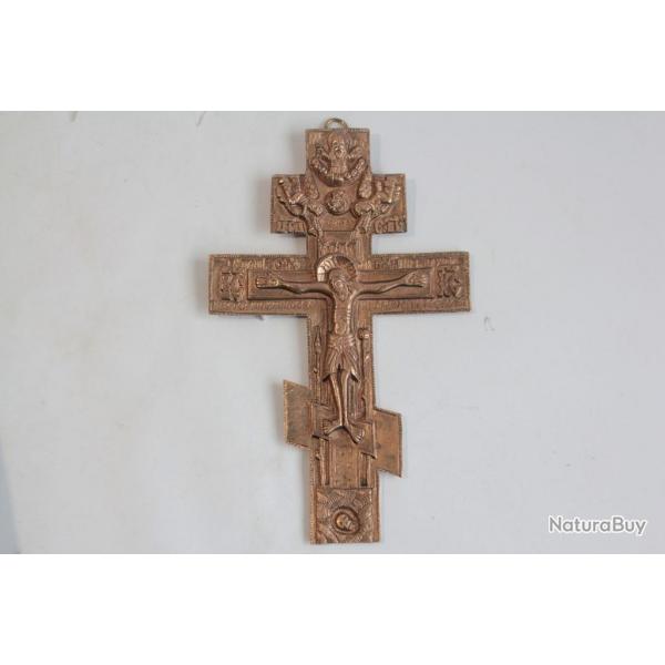 Croix orthodoxe russe bronze