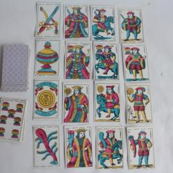 Jeu de cartes Le Jass au féminin Frauejass Susan Csomor