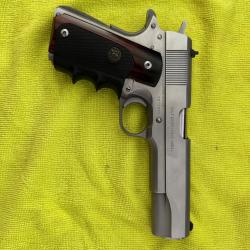 COLT MK IV Série 80 Excellent état chargeurs + sacoche de transport