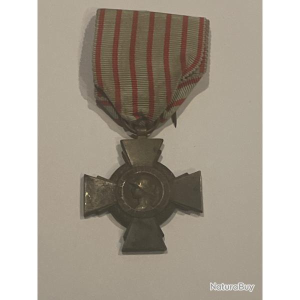 Croix de guerre du combattant mdaille militaire