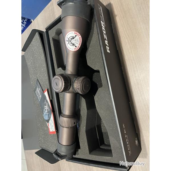 Vortex Razor HD GEN II 4.5-27X56 Etat Neuf avec bonnettes