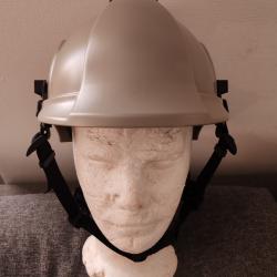 CASQUE D ALPINISTE BUNDESWEHR