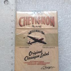 Ancien paquet de cigarettes CHEVIGNON pour collection (17.M)