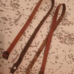 2 jugulaires de casque adrian en reproduction   A25.123