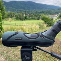 Vends longue vue Swarovski ATS 65 avec zoom 20-50/65 et housse Swarovski .Ensemble en état neuf .
