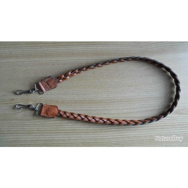 Bretelle carabine en cuir tress