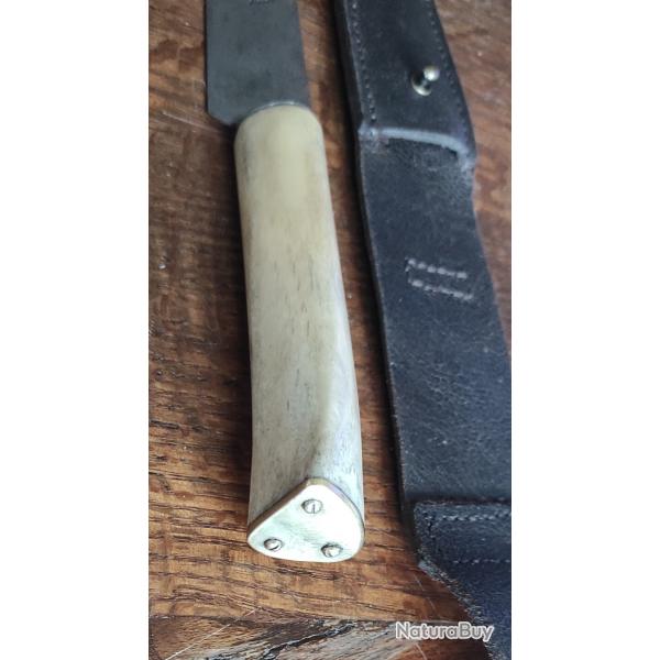 Couteau de chasse