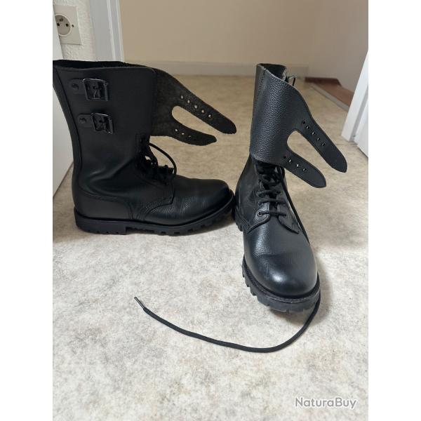 Ranger cuir noir F1 taille 43