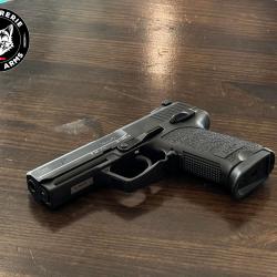Pistolet H&K USP