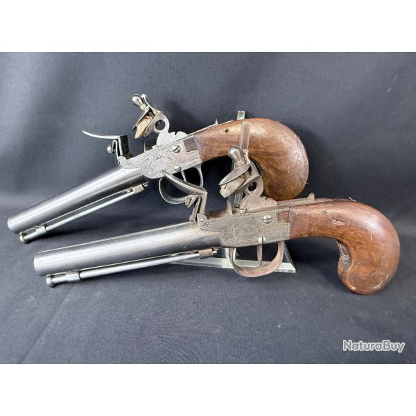 PAIRE DE PISTOLETS  SILEX BERLEUR