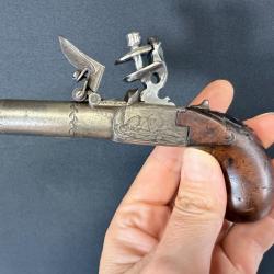 MAGNIFIQUE PISTOLET DE POCHE À SILEX