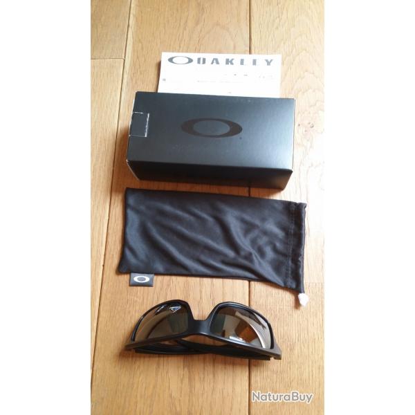 Lunettes Oakley Gibston