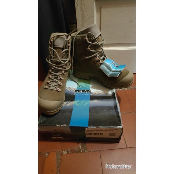 Chaussures Meindl trek chaud flin pointure 44