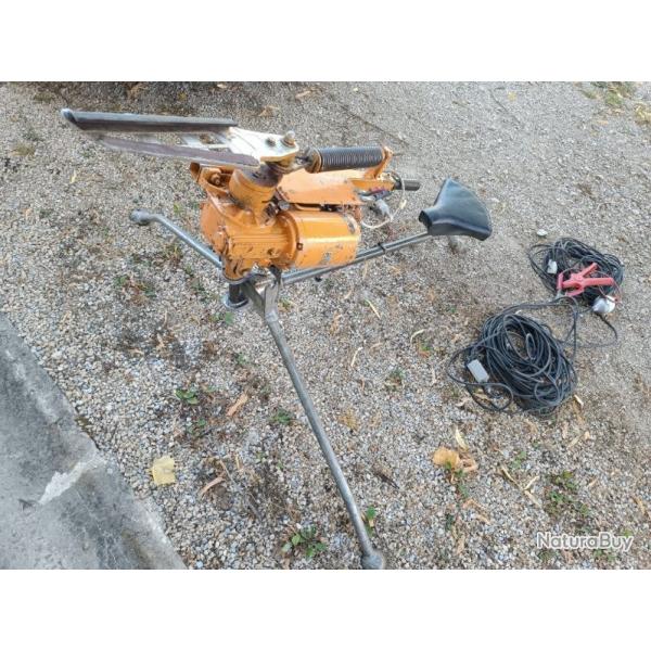 LANCEUR DE PLATEAUX  LAPORTE TRAP125