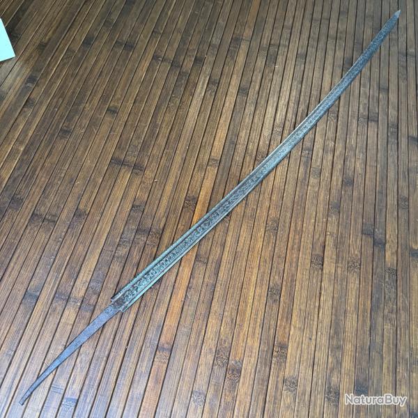 LAME DE SABRE FABRICATION DE TOLEDE ESPAGNOL DATE 1810 POINON FDB -  Fourbisseur Delacour & Backes