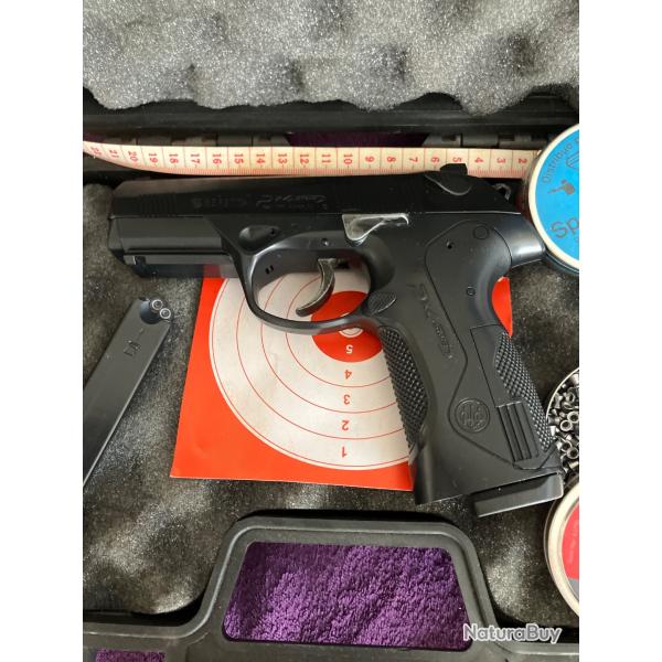 Umarex 4,5 mm 3,2 J beretta px4 storm kit complet