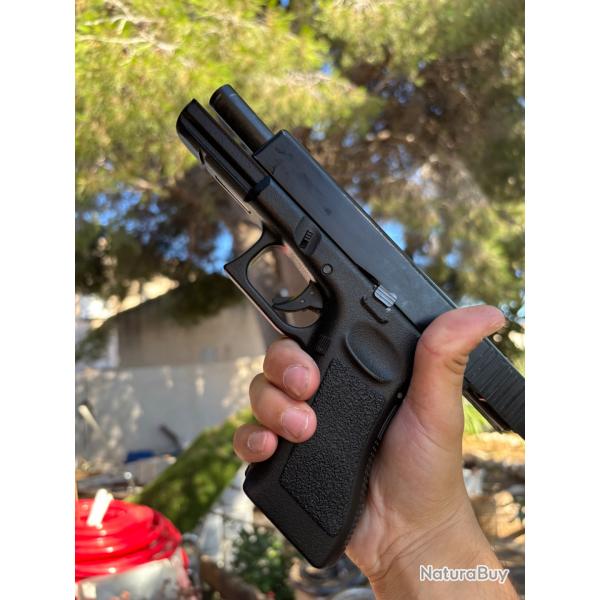 Glock type G17 KWA 2mag + holster
