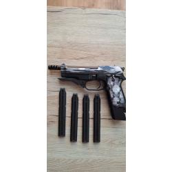 Réplique airsoft Beretta M93R Tokyo MaruiCustom Laylax Skulls - AEP