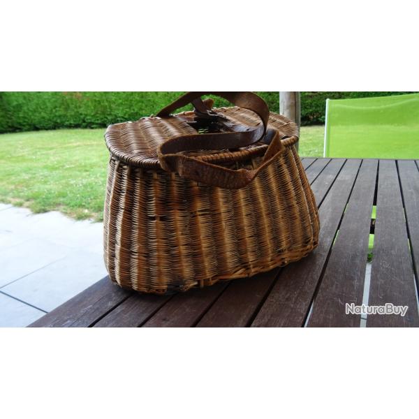 ancien panier pche en osier