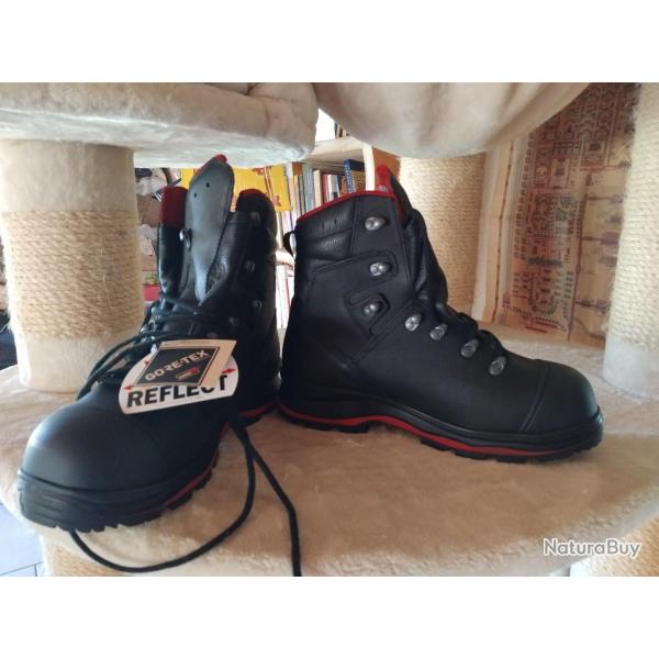 Chaussure scurit montante Haix Neuve, taille 43  -50%