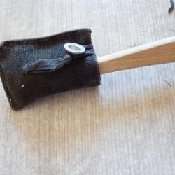 Brosse de nettoyage cuirs ou chaussures, d'ordonnance suisse. Paquetage réglementaire
