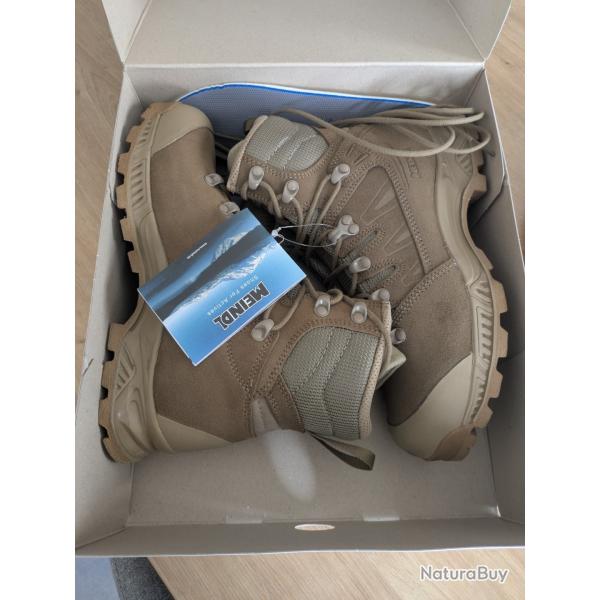 Chaussure Meindel neuve sable