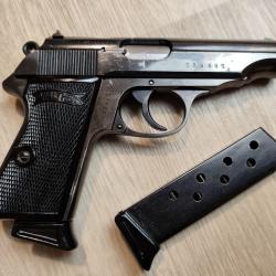 Pistolet semi-automatique WALTHER PP Zella Mehlis - Calibre 7,65 Browning + étui cuir, 2 chargeurs (