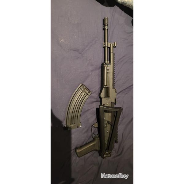 Replique airsoft D-BOY AK47 Custom AEG.
