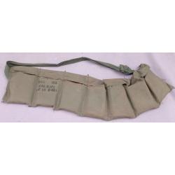 Bandouliere 7 poches US  d'origine pour 7 chargeurs 20 coups M16 ou 14 clips + cartons VIETNAM WAR