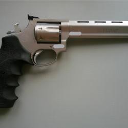 Revolver TAURUS "modèle 970 tracker" 6,5 pouces "INOX mat" 22LR + poignée MBR