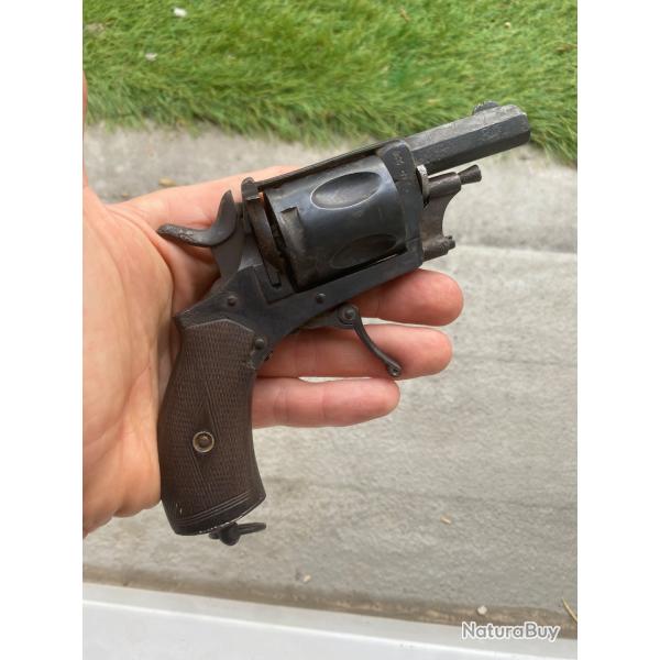 Revolver 8mm92. catgorie D
